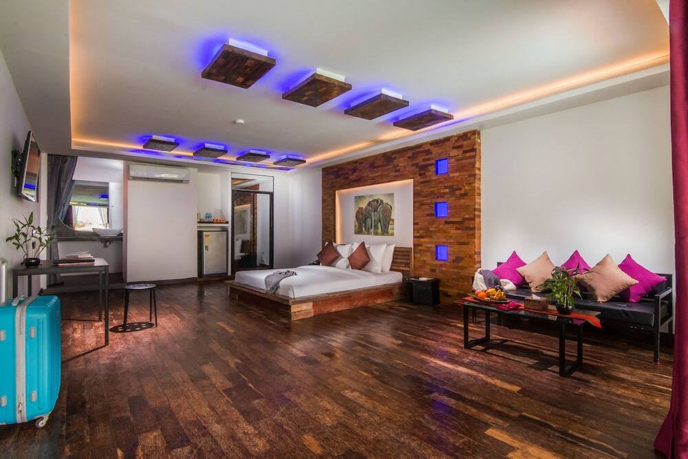 Elysium Suite Siem Reap Exterior photo